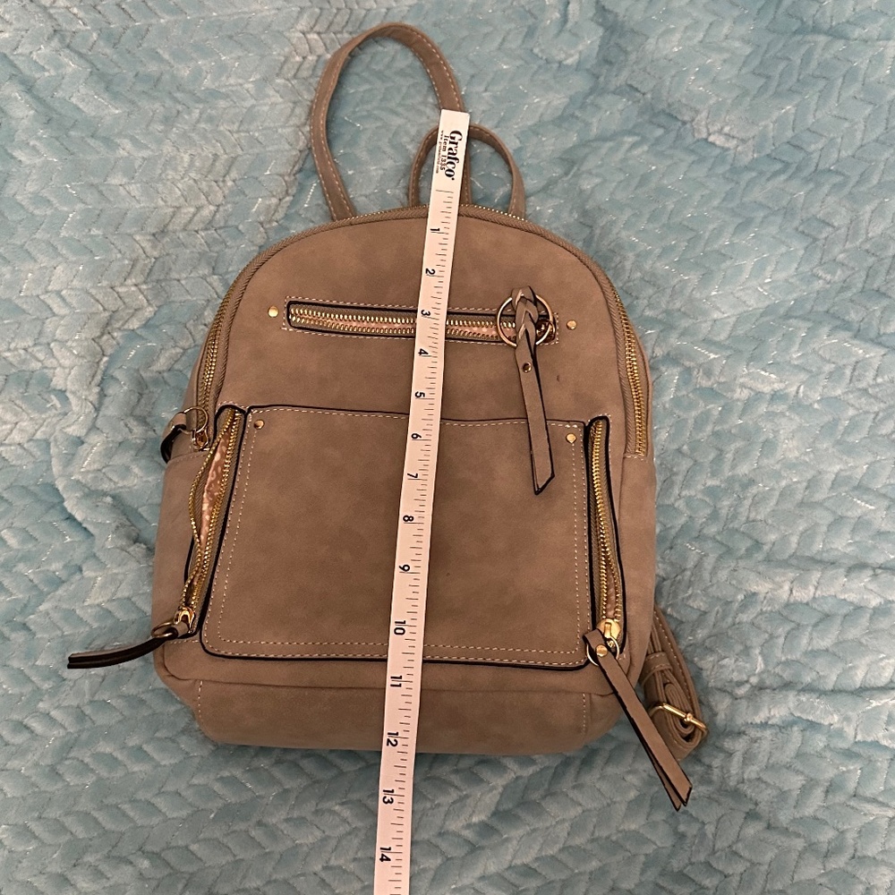 Violet Ray NYC women’s mini backpack. Faux leather - Gray - Picture 11 of 14